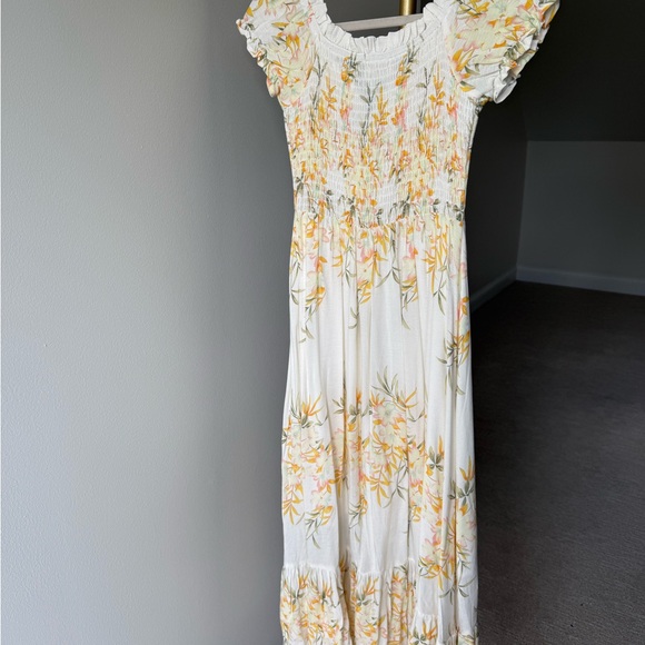 Floral Smocked Maxi Dress - Picture 1 of 3